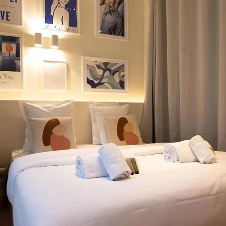 Superb Flat In Champs Elysées París