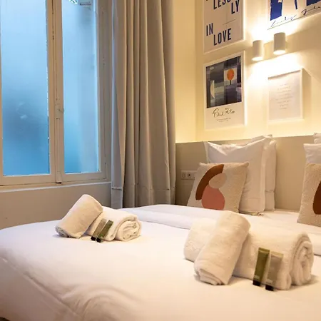 Superb Flat In Champs Elysées Apartamento París