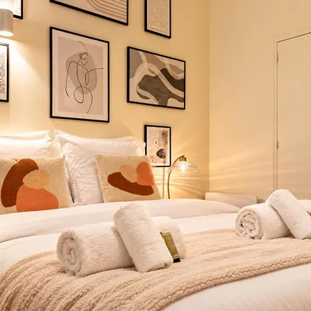 Superb Flat In Champs Elysées Apartamento París